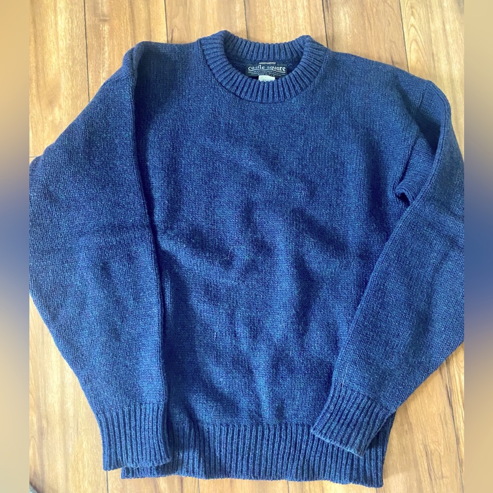 vtg navy blue sweater